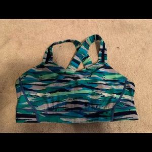 Lululemon sports bra